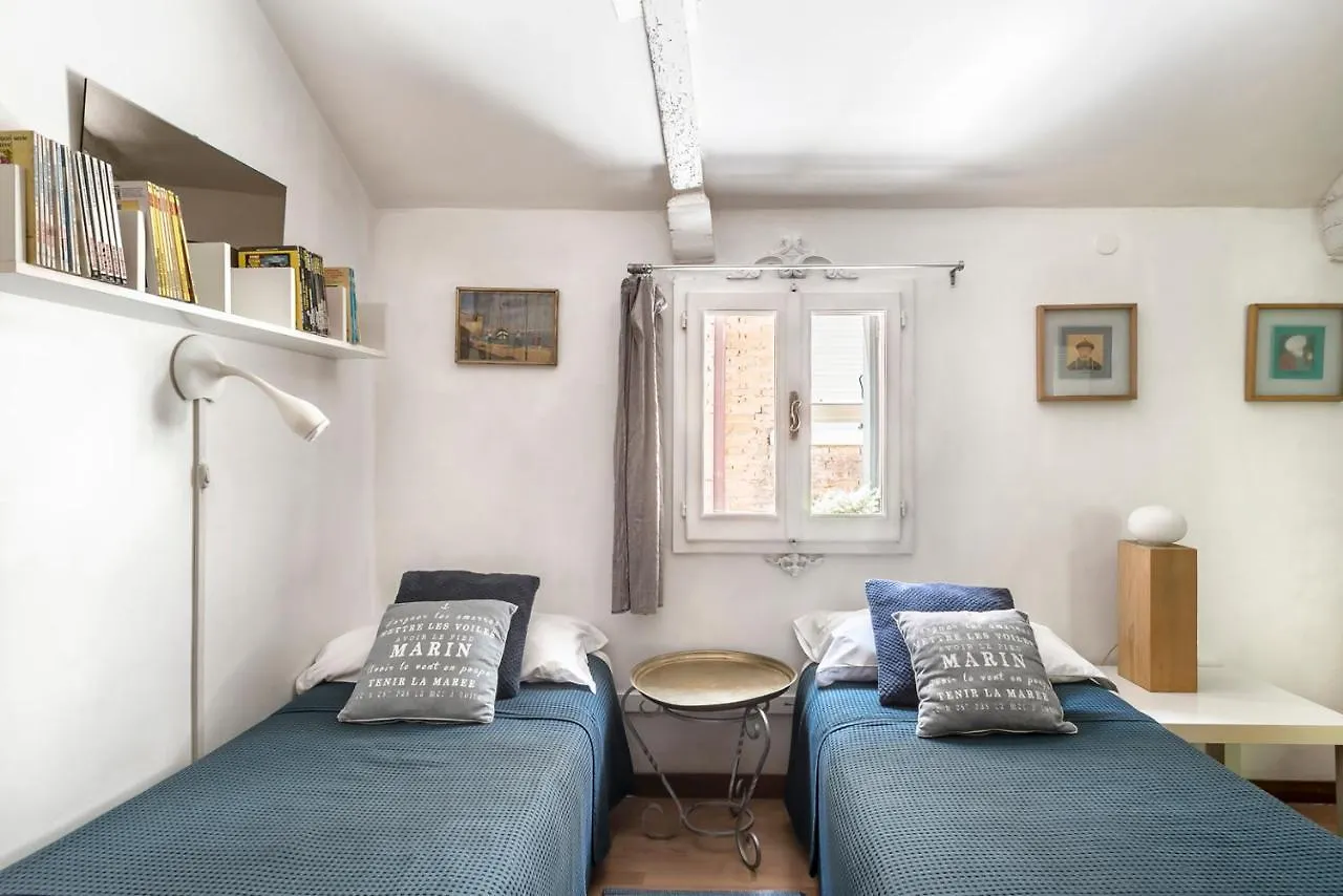 Ca Lorosa Cosy And Comfortable Loft At Castello Venice Apartment